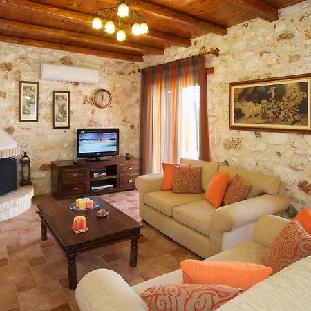 Julieta Villa Фискардон Номер фото